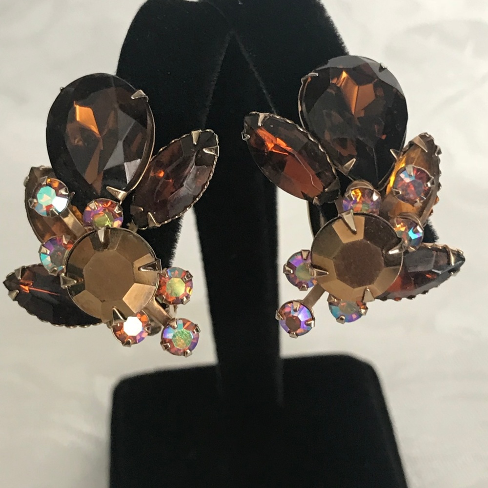 Vintage Rhinestone Brooch and Earring Set - Picture 3 of 4